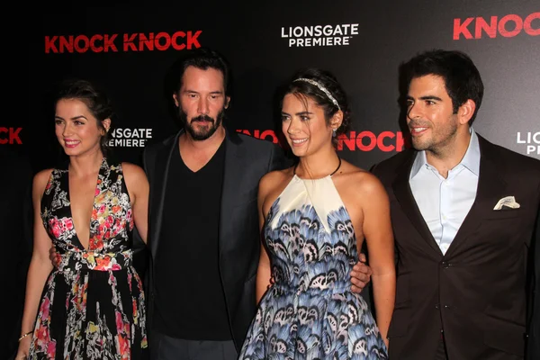 Ana de Armas, Keanu Reeves, Lorenza Izzo, Eli Roth — Stock fotografie