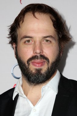 Angus Sampson - aktör