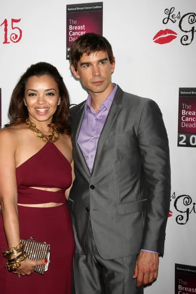 Anel Lopez, Christopher Gorham — Foto Stock