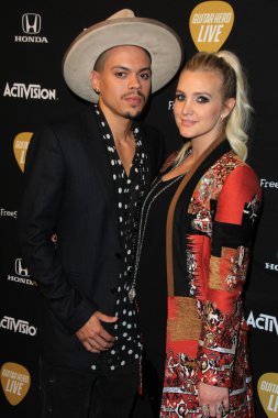 Evan Ross, Ashlee Simpson