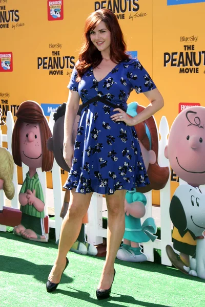 Sara Rue at "The Peanuts Movie" — Stock Photo, Image