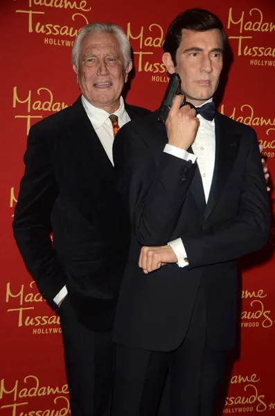 George Lazenby at the Madame Tussauds Hollywood — Stock fotografie