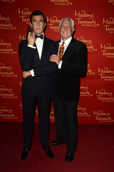 George Lazenby at the Madame Tussauds Hollywood — Stok fotoğraf