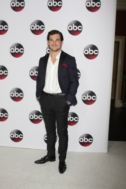 Giacomo Gianniotti - aktör