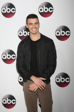 Joey Pollari - aktör