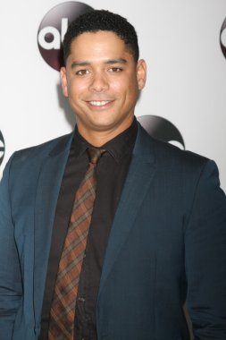 Charlie Barnett - aktör