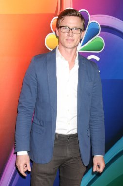 Warren Kole - aktör