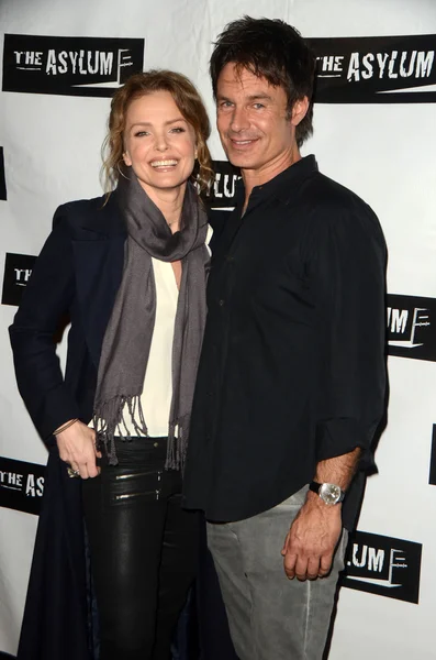 Dina Meyer, Patrick Muldoon — Stockfoto