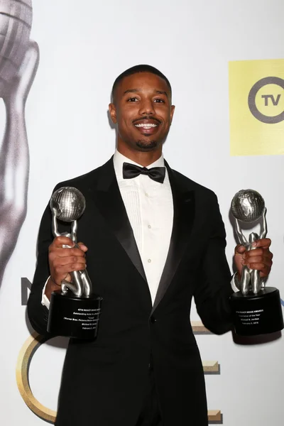 Michael b. jordan beim 47. naacp — Stockfoto