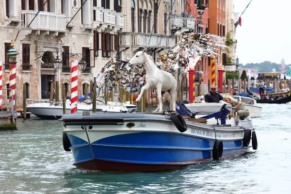 Sanat Bienali Venedik hazırlanılıyor