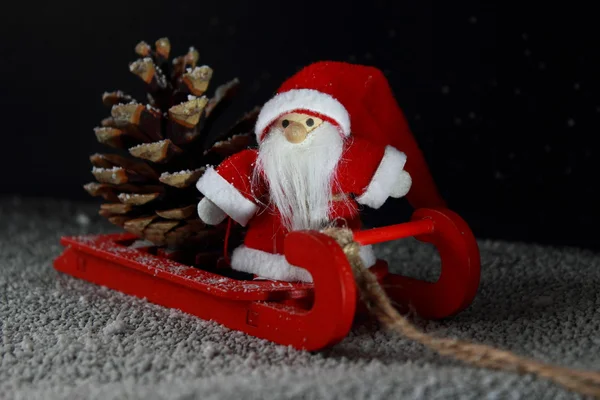 Noel Baba kızak üzerinde