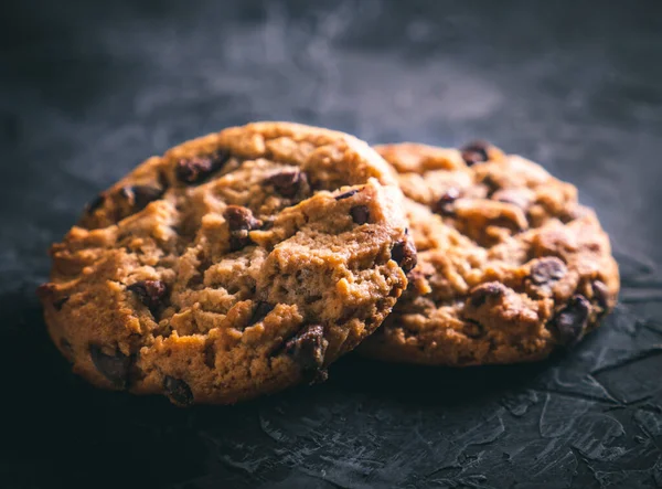 Homemade Chocolate Chip Cookies Dark Table Ready Eat — Stock Photo, Image