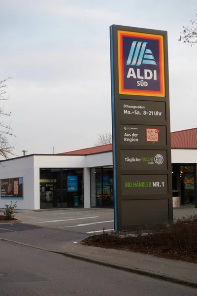 Plochingen Alemania Marzo 2021 Aldi South Column Roadside Supermarket Background — Foto de Stock