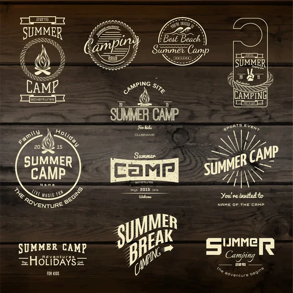 Badges de camp d'été logos et étiquettes pour tout usage — Image vectorielle