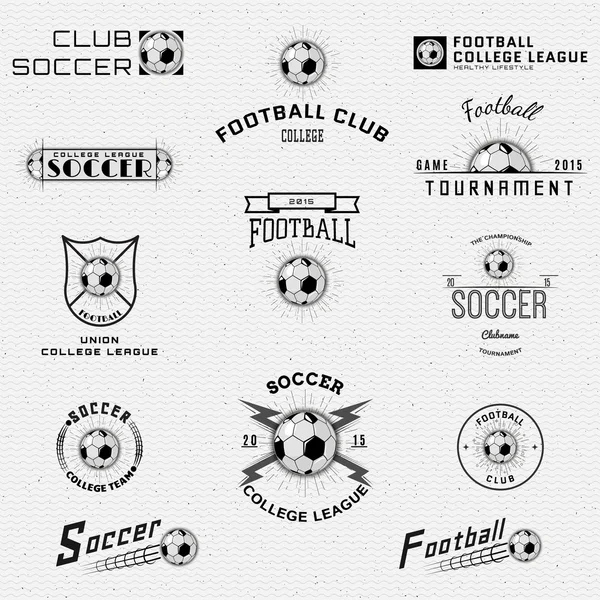 Insignias de fútbol, fútbol logotipos y etiquetas para cualquier uso — Archivo Imágenes Vectoriales