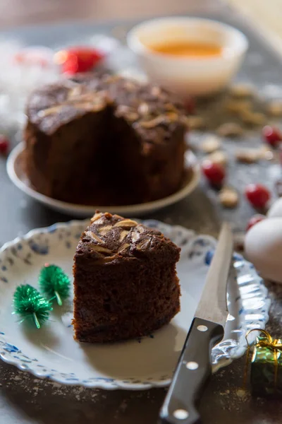 Close Chocolate Cake Slice Nuts Raisins Use Selective Focus — Stock Photo, Image