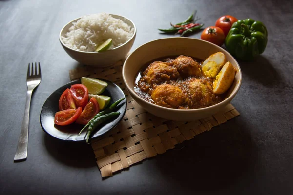 Beliebte Indische Mittagszutat Eiercurry Einer Schüssel Der Regel Mit Reis — Stockfoto