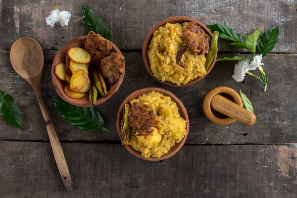 Khichdi Khichadi Nin Tepesinden Bak Popüler Bir Hint Tarifi Yiyecek Stok Fotoğraf