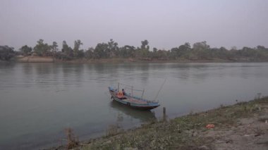 Batı Bengal 'in nehir manzarası