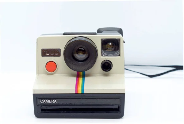 beyaz arkaplan ile hazır kamera