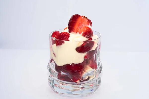 Strawberry Dessert Cream Served Glass Cup — Stock fotografie