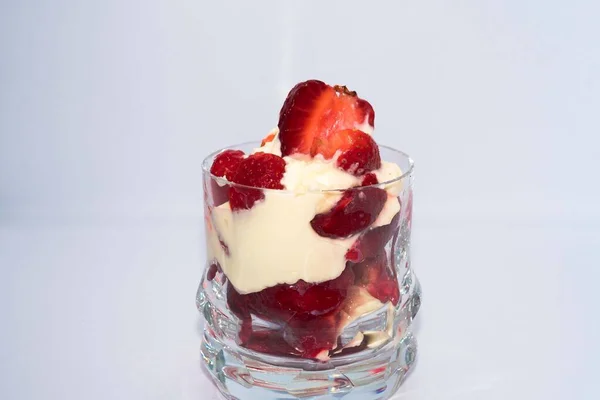 Strawberry Dessert Cream Served Glass Cup — Stock fotografie