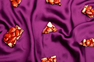 Lezzetli çikolatalı üst görünüm kompozisyon veya arka plan