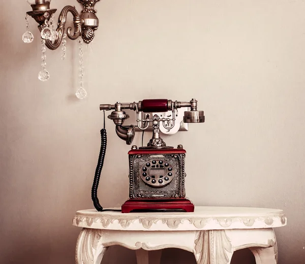 Red Vintage Telephone — Stock Photo, Image