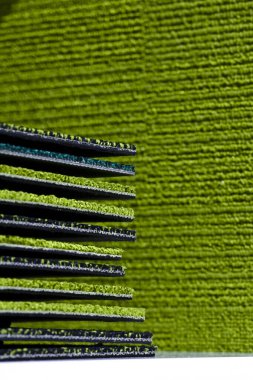 Halı örneği kapalı yeşil renkler