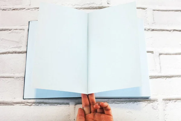 Kézzel Készített Füzet Nyitva Nyílt Kézzel Készített Notebook Fehér Háttérrel — Stock Fotó