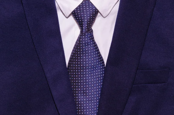 Costume homme d'affaires avec une chemise blanche et une cravate — Photo