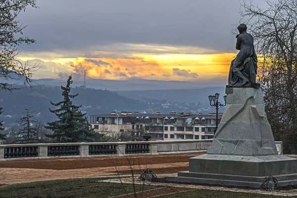Rus Anıtı Lermontov'un Pyatigorsk içinde en iyi
