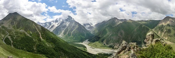 Üst Chegem, Tihtengen tepesine bir görünümünü