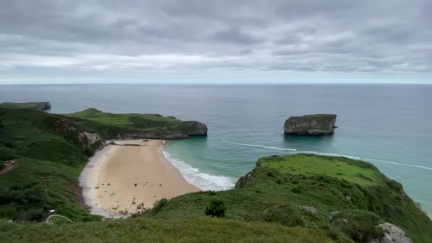 Pantai Andrin Dan Pantai Ballota Terlihat Dari Atas Sudut Pandang — Stok Video