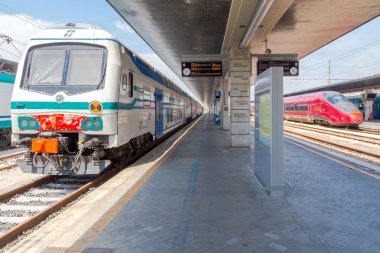 İtalya yüksek hızlı trenler.