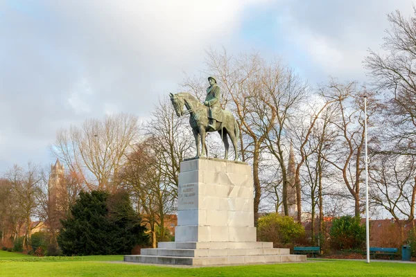 Brugge. Kral Albert 1 anıt. — Stok fotoğraf