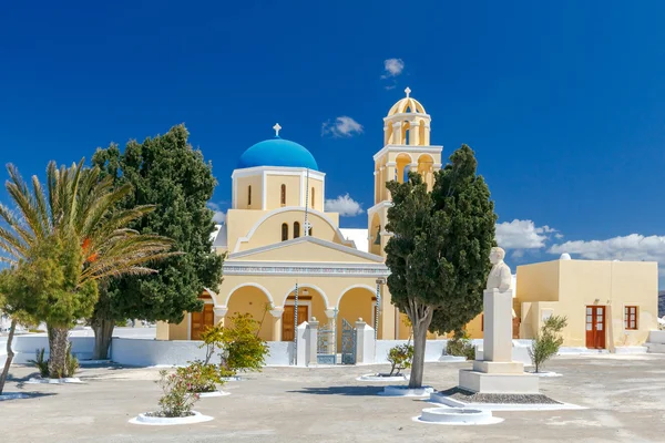 Iglesia de San Jorge. Santorini . — Foto de Stock