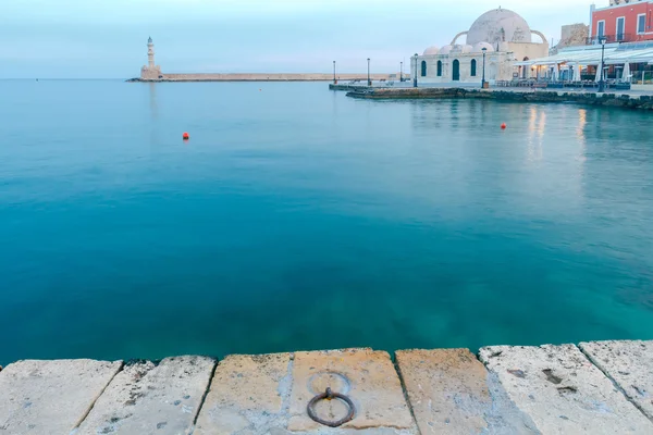 Chania. Weneckiego portu rano. — Zdjęcie stockowe