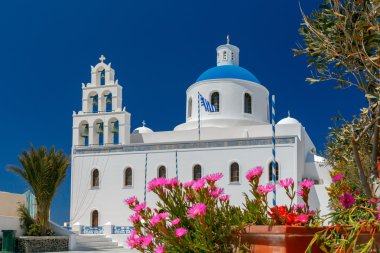 Oia. Panagia Kilisesi.