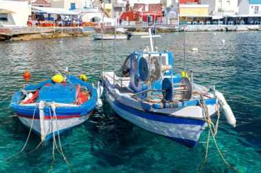 Oia köyde eski balıkçı liman.