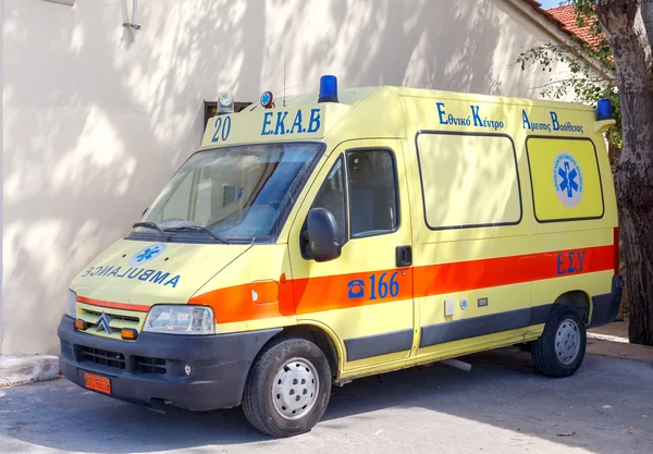 Kandiye. Ambulans Girit'te.