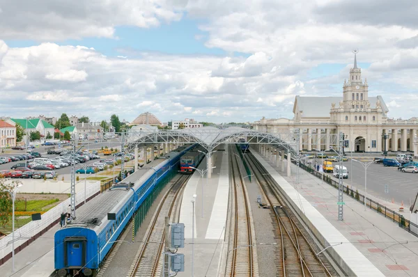 Brest. Tren istasyonuna. Batı Belarus.