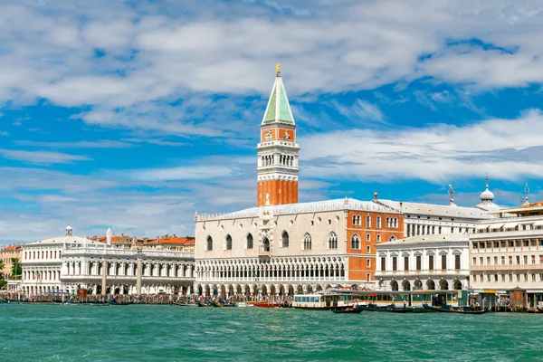 Embankment in Venice. — Stock Photo, Image