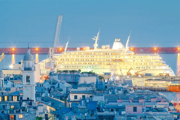 Genoa. Seaport night. — Stock Photo, Image