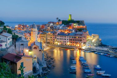 Vernazza. Eski İtalyan Köyü Akdeniz kıyısında.