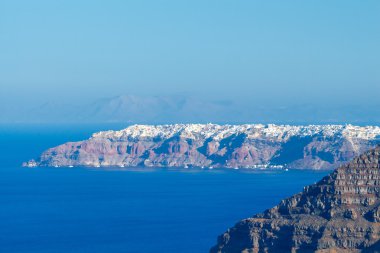 Oia. Yukarıdan havadan görünümü.