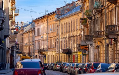 Lviv. Eski şehrin mimarisi..