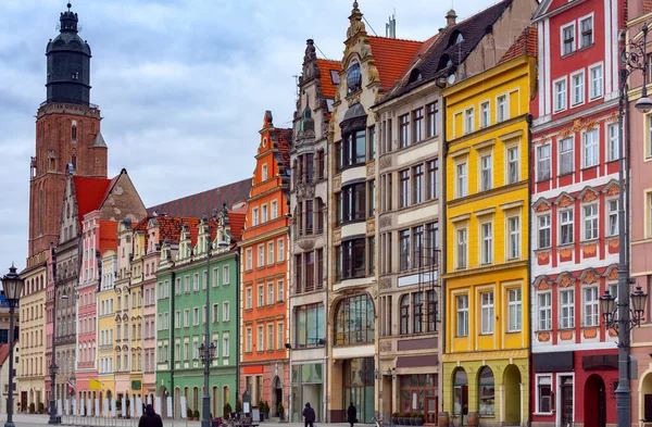 Wrocław. Stare kolorowe domy w historycznej części miasta. — Zdjęcie stockowe