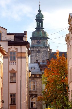 Lviv. Eski şehrin mimarisi..