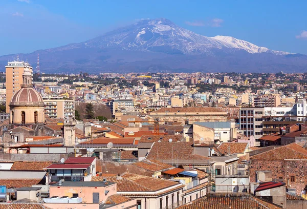 Vista aérea de Catania en un día soleado brillante. — Foto de Stock